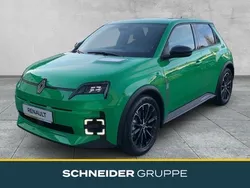 Pop green! Gebraucht 2025 Renault R5 Komfort Kleinwagen | 29.990 € (Guter Preis)