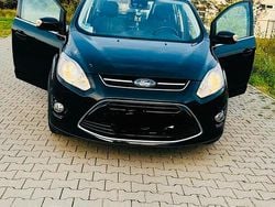 Schwarz Gebraucht 2014 Ford Grand C-Max Van / Kleinbus | 12.999 €