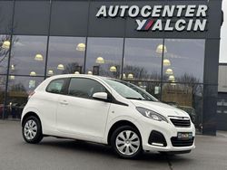 Weiss Gebraucht 2018 Peugeot 108 Kleinwagen | 6.890 €