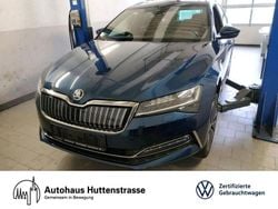 Außenfarbe: Gebraucht 2022 Skoda Superb LAURIN & KLEMENT Kombi | 24.920 € (Guter Preis)