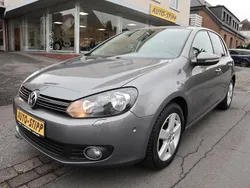 Grau Gebraucht 2010 VW Golf VI Team Limousine | 7.950 € (Fairer Preis)