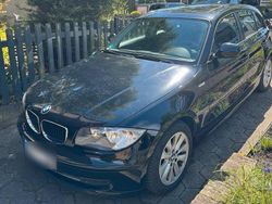 Schwarz Gebraucht 2011 BMW 116 Kleinwagen | 5.999 € (Fairer Preis)