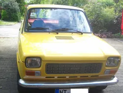 Gelb Gebraucht 1977 Fiat 127 Kleinwagen | 10.500 €