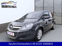 Grau Gebraucht 2013 Opel Zafira Family Van / Kleinbus | 5.990 € (Fairer Preis)