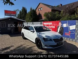 Weiß Gebraucht 2018 Skoda Superb Premium Edition Kombi | 18.980 € (Guter Preis)