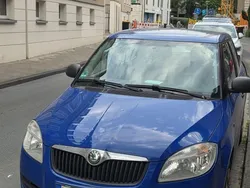 Blau Gebraucht 2009 Skoda Fabia Classic Limousine | 999 € (Fairer Preis)