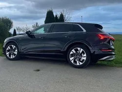 Brillantschwarz Gebraucht 2021 Audi e-tron S-Line SUV | 25.289 € (Superpreis)