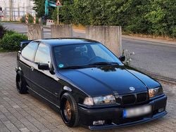 Schwarz Gebraucht 1999 BMW 316 Compact M Sport Kleinwagen | 3.999 € (Etwas zu teuer)