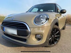 Grau Gebraucht 2018 Mini ONE Kleinwagen | 14.900 € (Etwas zu teuer)