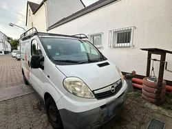 Weiß Gebraucht 2007 Opel Vivaro Van | 5.500 €