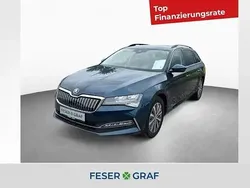 Lavablau metallic Gebraucht 2022 Skoda Superb Kombi | 24.350 € (Guter Preis)