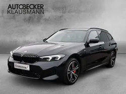 Schwarz Gebraucht 2024 BMW 330e M Sport Kombi | 53.222 €