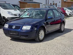 Blau Gebraucht 1999 VW Bora Comfortline Limousine | 1.599 € (Guter Preis)