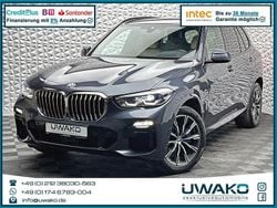 Arktikgrau brillanteffekt Gebraucht 2021 BMW X5 M Sport SUV | 50.990 € (Guter Preis)