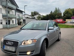 Grau Gebraucht 2006 Audi A4 Coupé | 4.250 €
