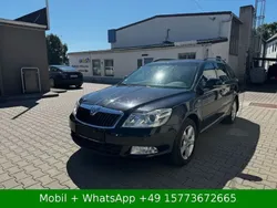 Schwarz Gebraucht 2013 Skoda Octavia Ambition Kombi | 5.900 € (Superpreis)