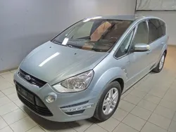 Silber Gebraucht 2013 Ford S-MAX Business Edition Van / Kleinbus | 6.900 € (Fairer Preis)
