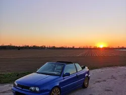 Blau Gebraucht 1997 VW Golf Cabriolet Cabrio | 4.000 € (Etwas zu teuer)