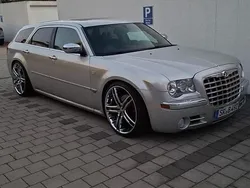 Silber Gebraucht 2006 Chrysler 300C Kombi | 5.800 € (Etwas zu teuer)
