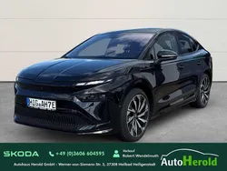 Schwarzmagic perleffekt Gebraucht 2025 Skoda Enyaq iV SportLine SUV | 52.990 € (Fairer Preis)