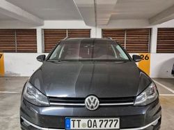 Schwarz Gebraucht 2018 VW Golf VII Highline Kombi | 16.500 € (Fairer Preis)