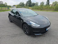 Schwarz Gebraucht 2019 Tesla Model 3 Standard Range Plus Limousine | 18.990 € (Etwas zu teuer)