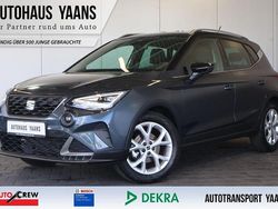 Grau Gebraucht 2023 Seat Arona FR SUV | 15.989 € (Guter Preis)