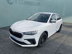 Weiß Gebraucht 2022 Skoda Scala Kleinwagen | 20.295 € (Fairer Preis)