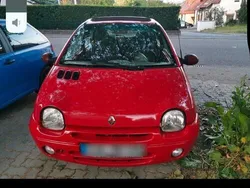 Rot Gebraucht 2003 Renault Twingo Kleinwagen | 1.100 €