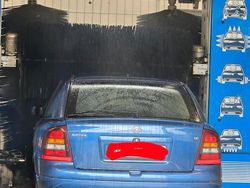 Blau Gebraucht 2002 Opel Astra Limousine | 2.150 € (Fairer Preis)