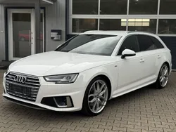 Weiß Gebraucht 2019 Audi A4 S-Line Kombi | 20.500 € (Superpreis)