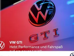 Mondsteingrau Gebraucht 2023 VW Golf VIII GTI Limousine | 29.891 € (Guter Preis)