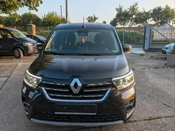 Grau Gebraucht 2021 Renault Kangoo Van / Kleinbus | 22.499 €
