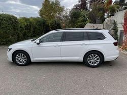 Weiß Gebraucht 2020 VW Passat Business Kombi | 19.000 € (Guter Preis)