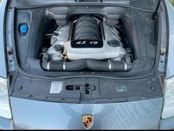 Grau Gebraucht 2004 Porsche Cayenne S SUV | 2.800 €