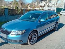 Blau Gebraucht 2015 Skoda Superb Elegance Limousine | 9.500 € (Guter Preis)