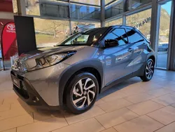Grau Neu 2025 Toyota Aygo Team Kleinwagen | 19.190 €