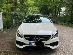 Weiß Gebraucht 2017 Mercedes CLA180 Shooting Brake AMG line Kombi | 16.000 € (Fairer Preis)