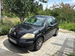 Schwarz Gebraucht 2003 Citroën C3 Kleinwagen | 2.200 € (Etwas zu teuer)
