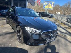 Schwarz Gebraucht 2023 Mercedes E200 Avantgarde Limousine | 43.950 € (Fairer Preis)