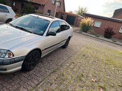 Silber Gebraucht 2001 Toyota Avensis Limousine | 1.800 € (Fairer Preis)