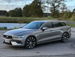 Grau Gebraucht 2018 Volvo V60 Inscription Kombi | 25.600 € (Teuer)