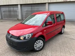 Rot Gebraucht 2013 VW Caddy Maxi Van / Kleinbus | 15.995 € (Teuer)