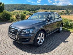 Grau Gebraucht 2010 Audi Q5 SUV | 10.900 € (Fairer Preis)