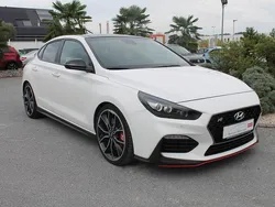 Weiß Gebraucht 2019 Hyundai i30 N Performance Limousine | 24.990 € (Fairer Preis)