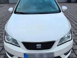 Weiß Gebraucht 2015 Seat Ibiza Style Limousine | 5.050 € (Fairer Preis)