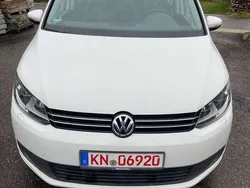 Weiß Gebraucht 2011 VW Touran Trendline Van / Kleinbus | 4.900 € (Guter Preis)