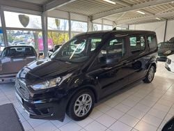 Schwarz Gebraucht 2022 Ford Tourneo Trend Kombi | 15.790 € (Fairer Preis)
