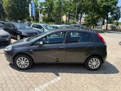 Grau Gebraucht 2009 Fiat Grande Punto Dynamic Kleinwagen | 1.990 € (Guter Preis)