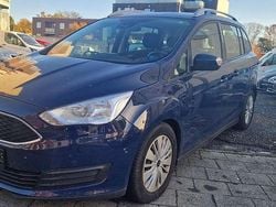 Blau Gebraucht 2017 Ford Grand C-Max Trend Van / Kleinbus | 7.590 € (Fairer Preis)